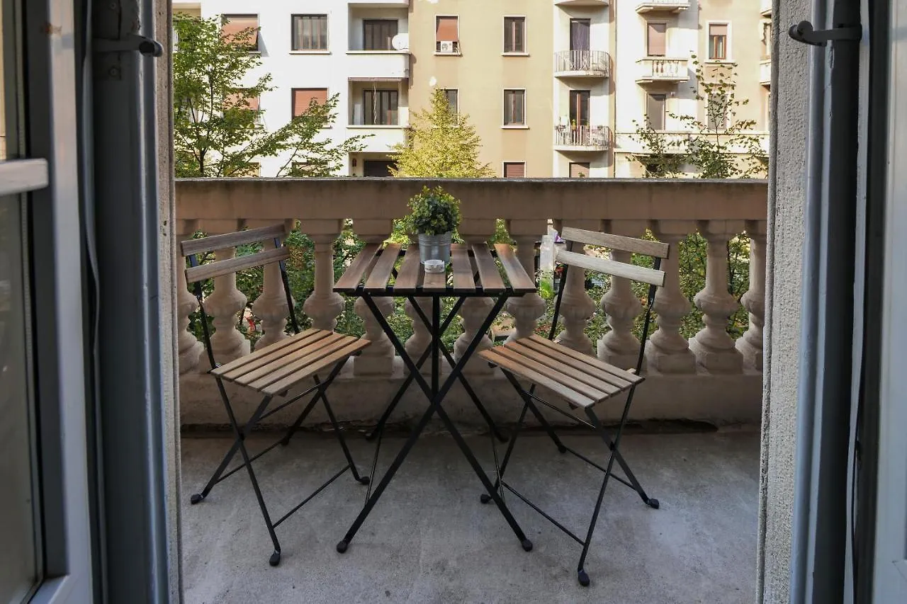 Appartamento Primopiano - Ozanam Milano 0*,