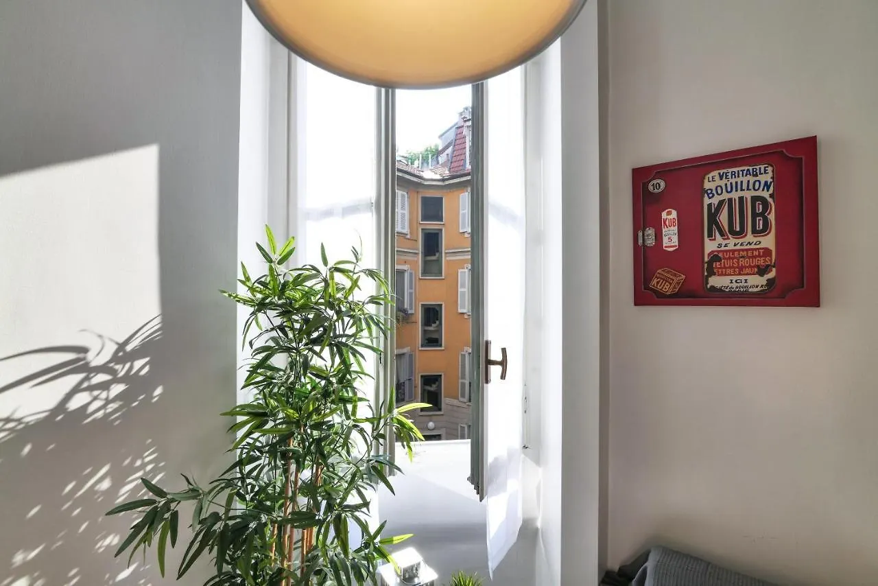 Appartamento Primopiano - Ozanam Milano 0*,  Italia